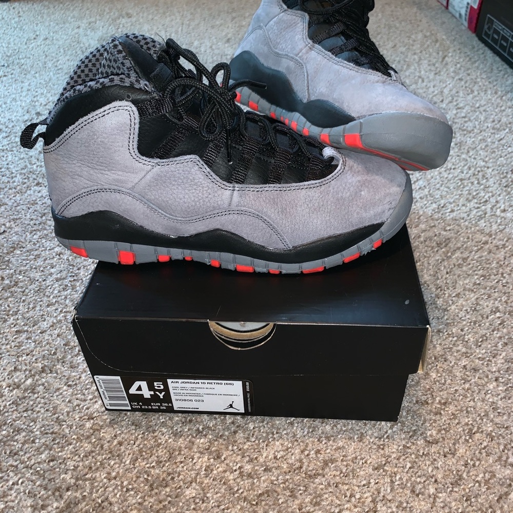 Air Jordan’s retro 10s